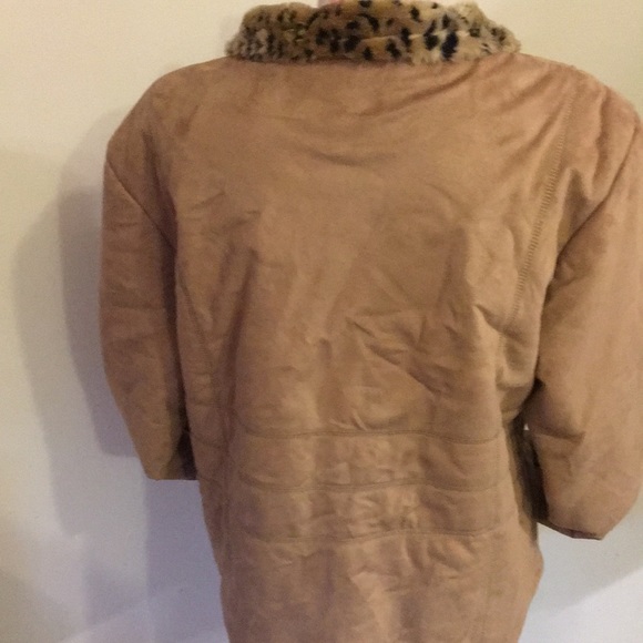Regent Park Faux Suede Womans Coat Size Large Excellent Like NEW Gorgeous Warm - Picture 4 of 8